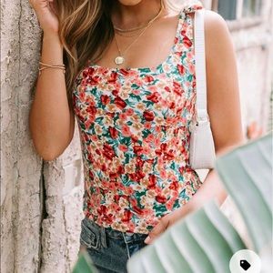 Amaryllis Versailles Floral Shoulder Tie Tank Top Size S Small NWOT